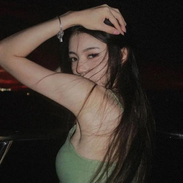 花美男连锁恐怖事件